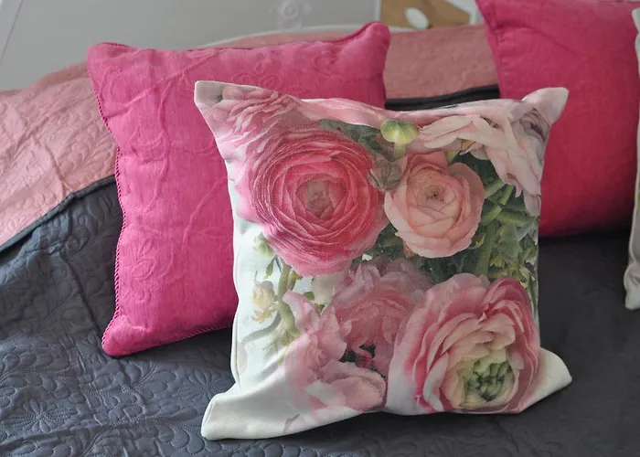 Kosinmyheart 11 & Studio10 מלון דירות